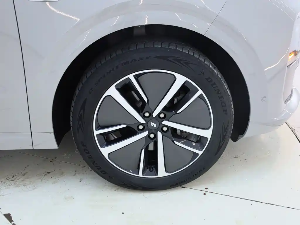 Li Auto Li L6 — миниатюра 8