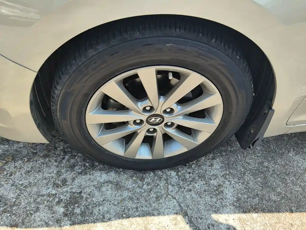 Hyundai Mistra — миниатюра 23