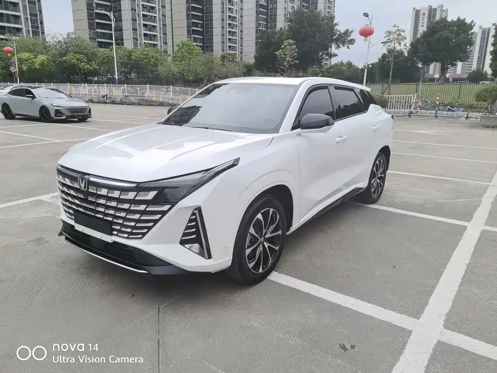 Changan UNI-Z 2024