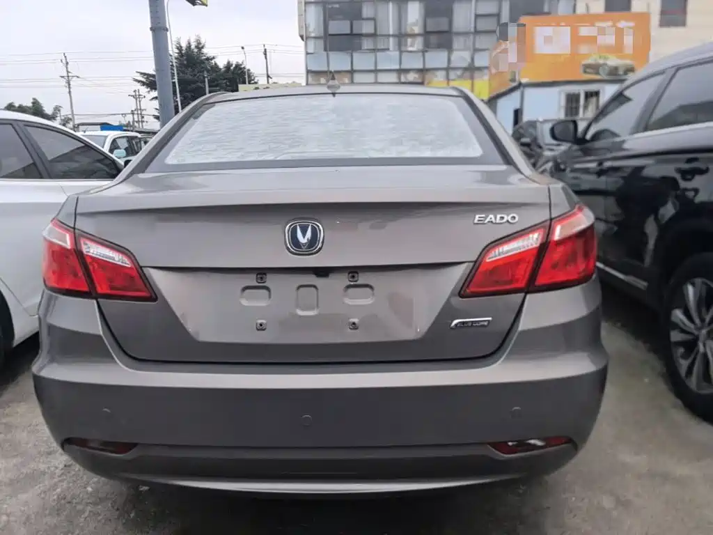 Changan Eado — миниатюра 6