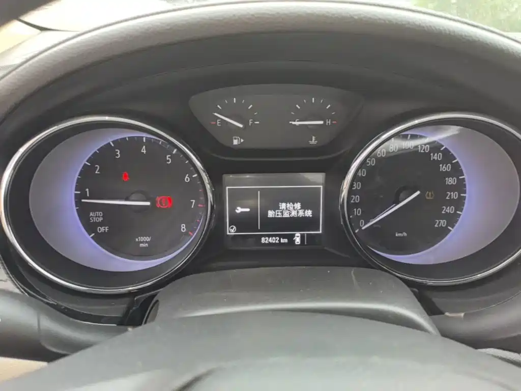 Buick Verano — миниатюра 12