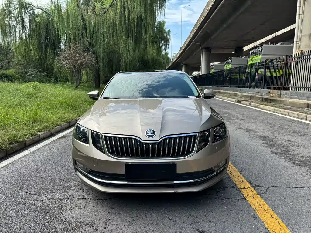 Skoda Octavia — миниатюра 2