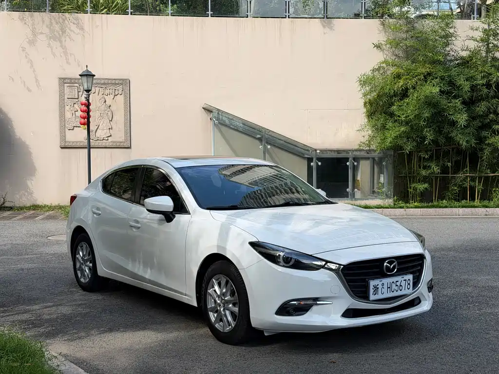 Mazda 3 Axela — миниатюра 3