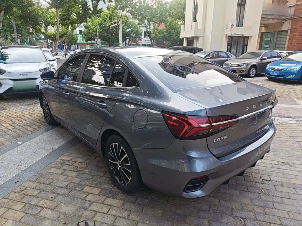 Roewe i5 — миниатюра 5