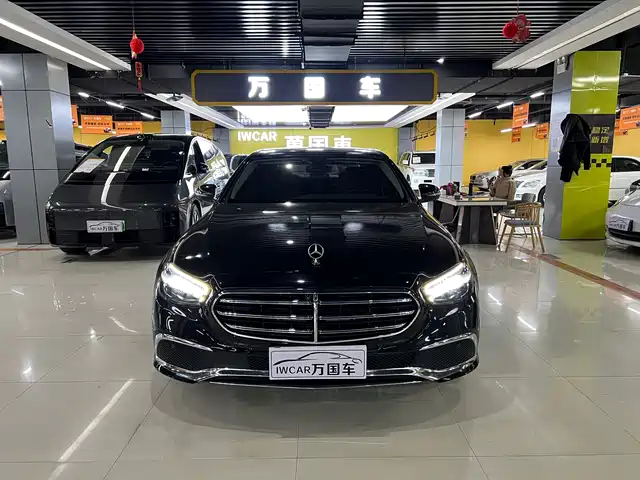 MERCEDES-BENZ E CLASS