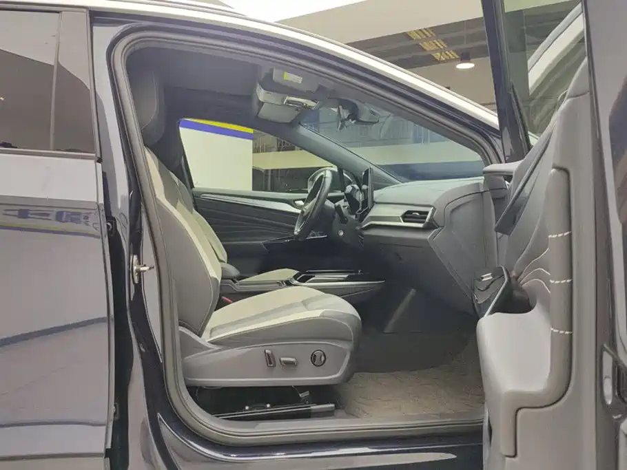 Volkswagen ID.4 Crozz — миниатюра 8