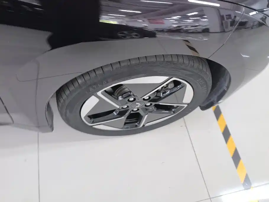 Wuling Xingguang — миниатюра 6