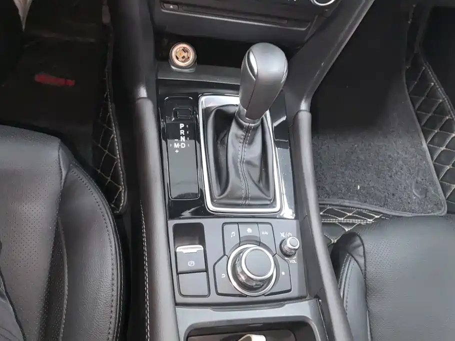 Mazda 3 Axela — миниатюра 16