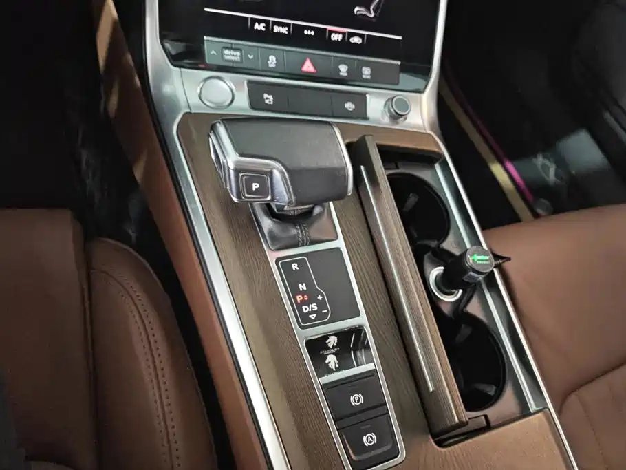 Audi A6L — миниатюра 16