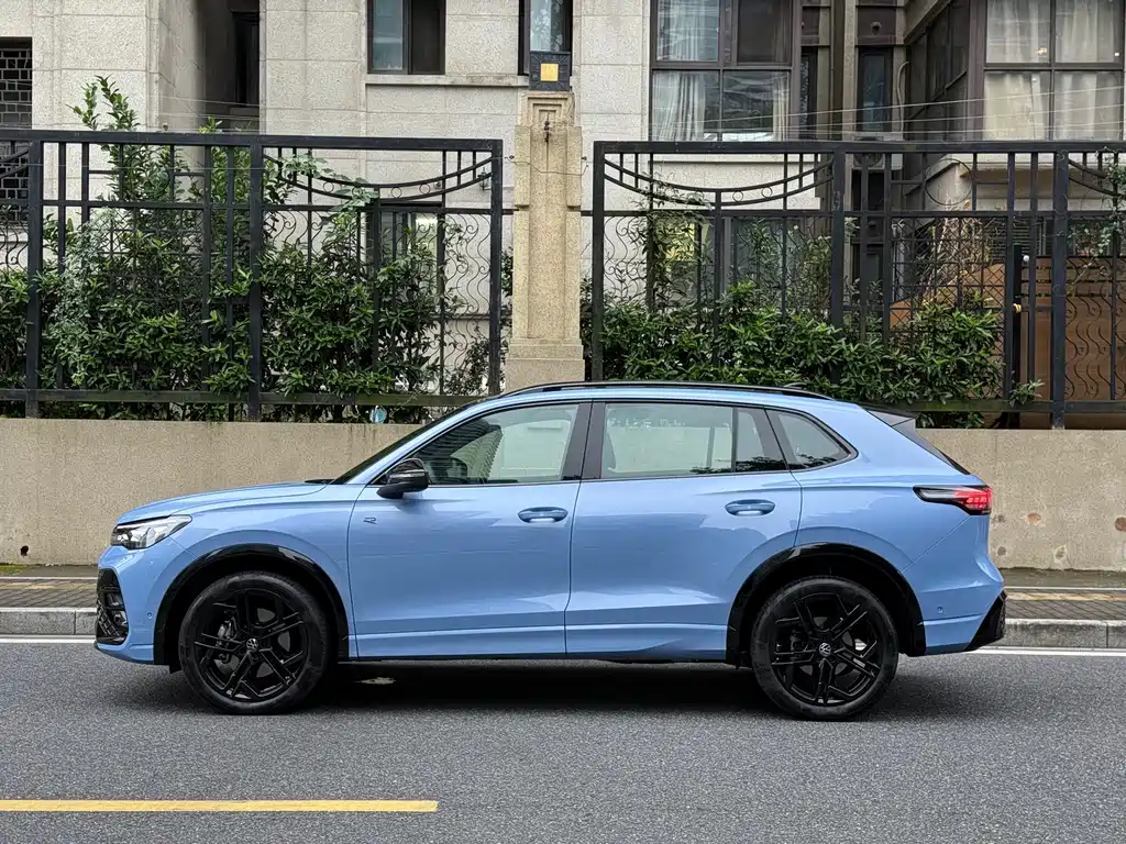 Volkswagen Tiguan L — миниатюра 3