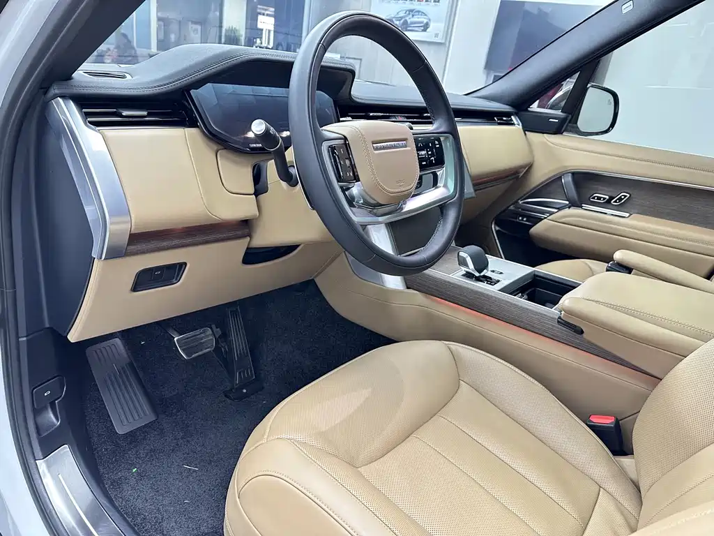 Land Rover Range Rover — миниатюра 7