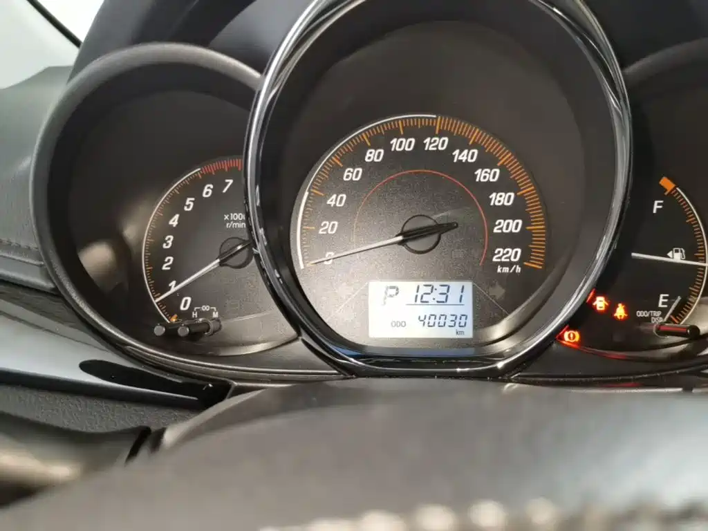 Toyota Yaris L — миниатюра 12