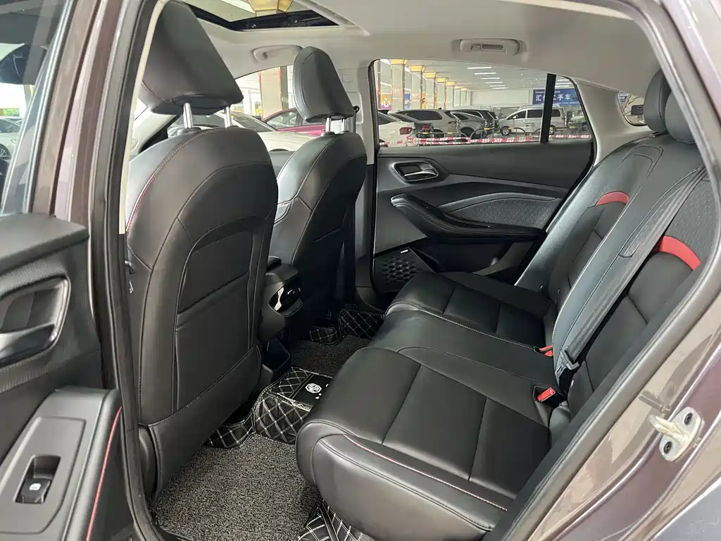 MG 5 2022 180DVVT CVT Flagship