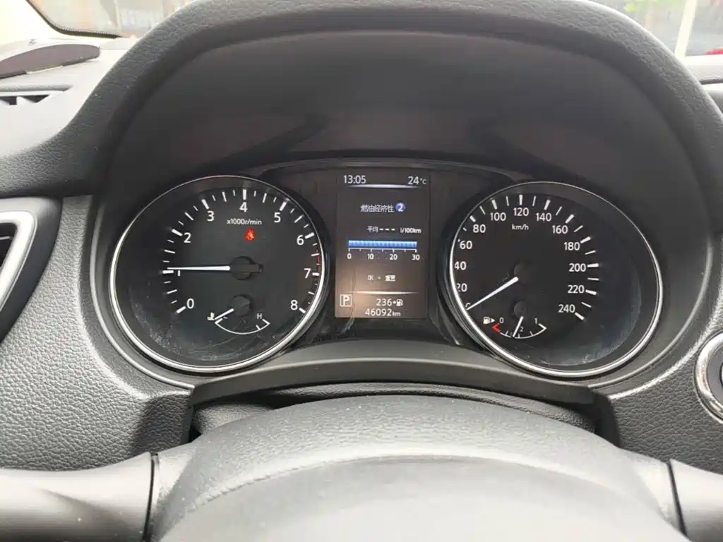 Nissan Qashqai — миниатюра 12
