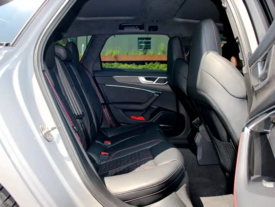 Audi RS 6 — миниатюра 8