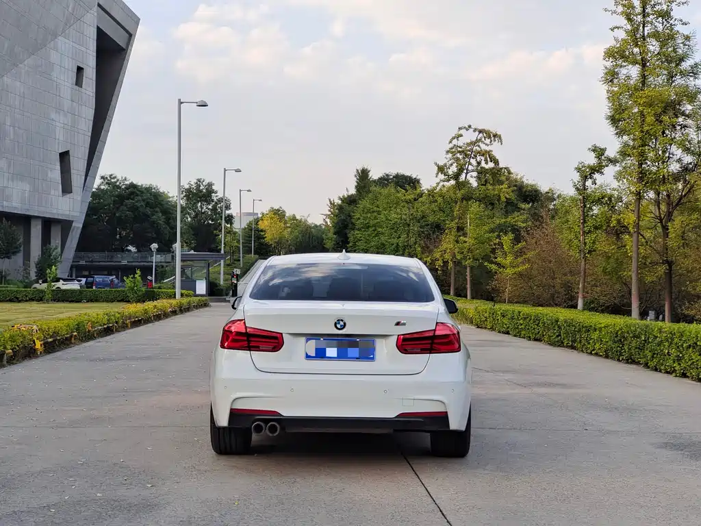 BMW 3 Series — миниатюра 10