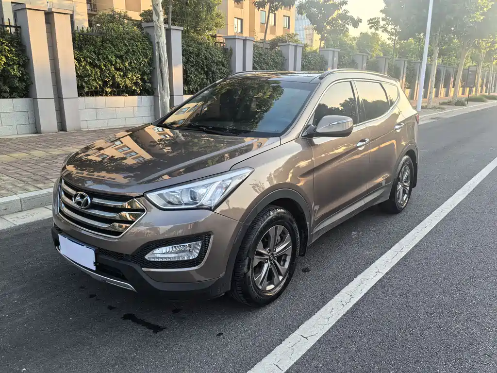 Hyundai Santa Fe 2015