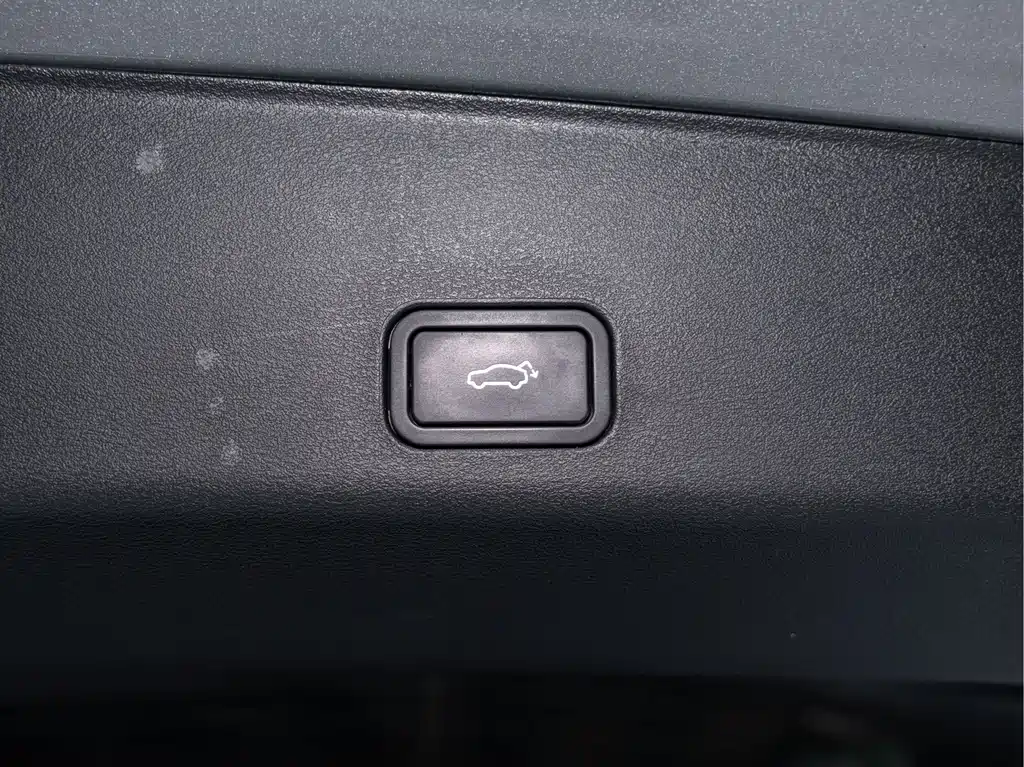 Geely Xingyue L — миниатюра 16