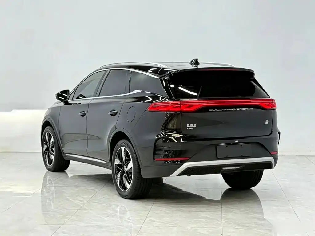 BYD Tang New Energy — миниатюра 5