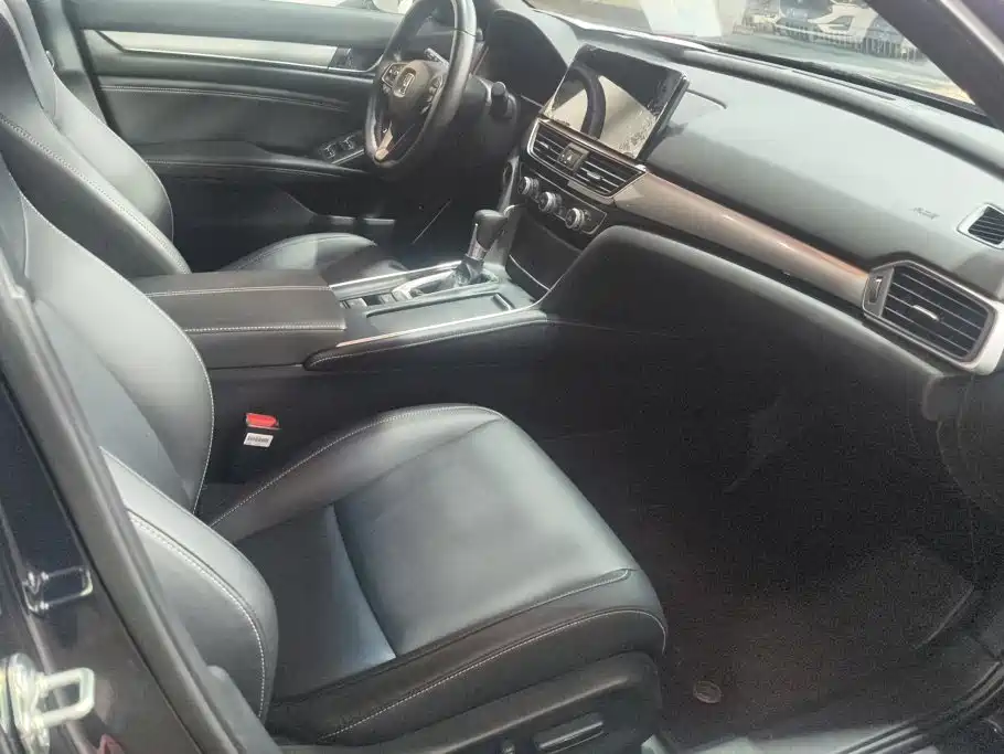 Honda Inspire — миниатюра 8