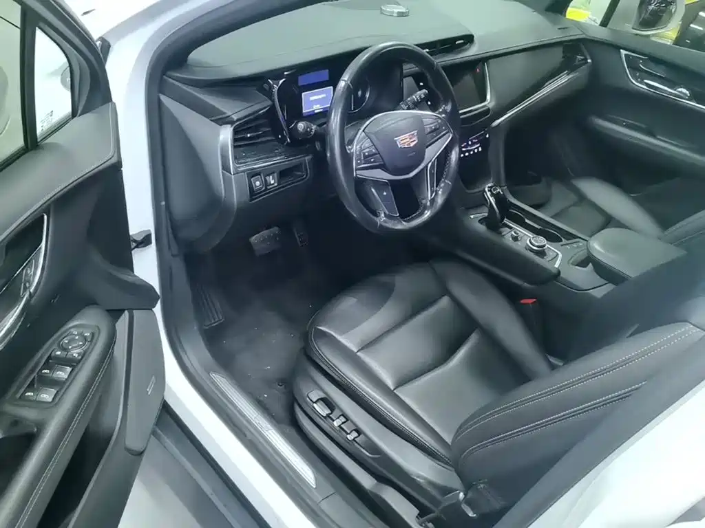 Cadillac XT5 — миниатюра 16