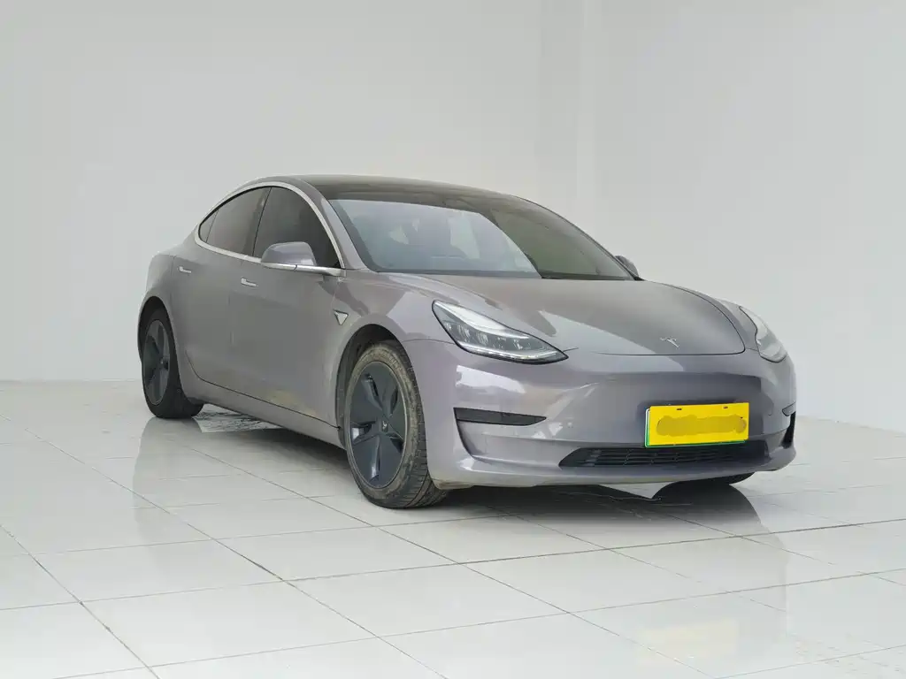 Tesla Model 3 — миниатюра 3