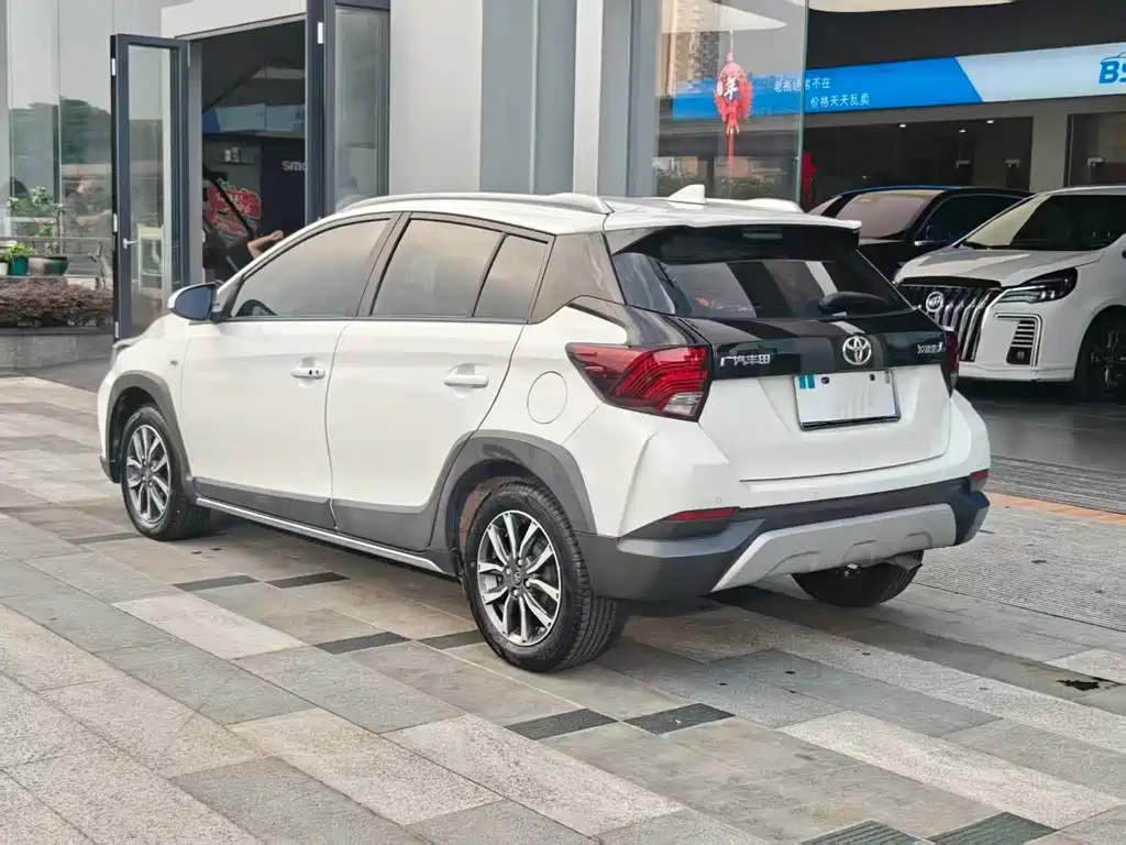 Toyota Yaris L — миниатюра 17