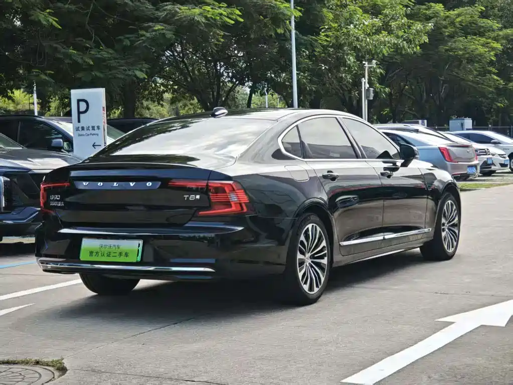 Volvo S90 PHEV — миниатюра 5