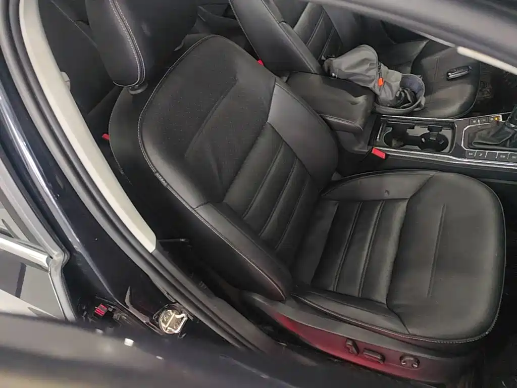 Volkswagen Passat — миниатюра 25