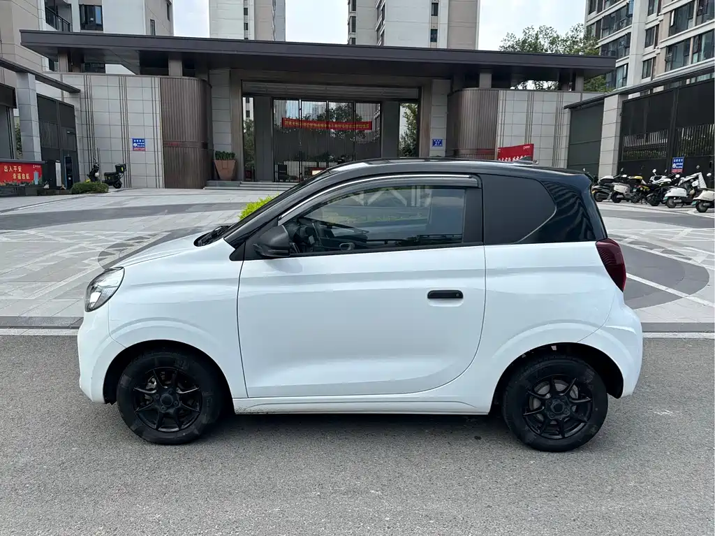Roewe Clever — миниатюра 3