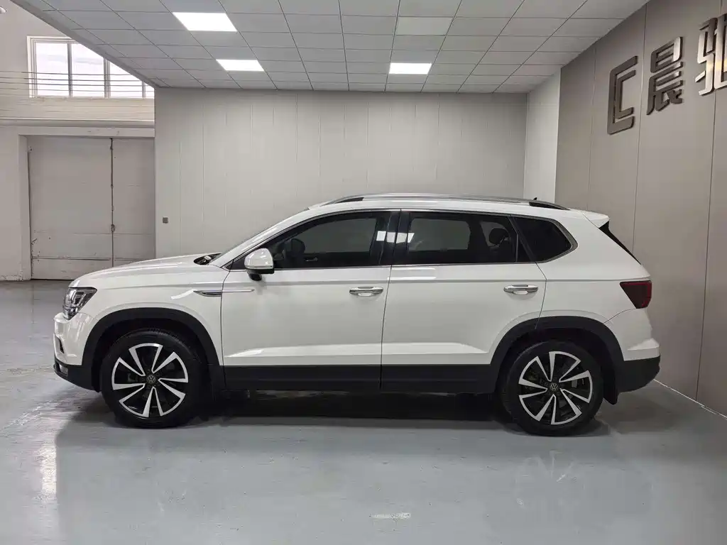 Volkswagen Tharu — миниатюра 8