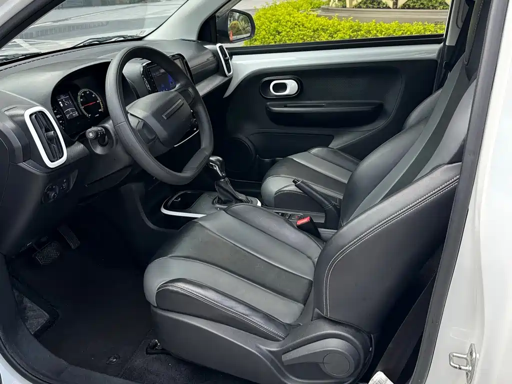 Roewe Clever — миниатюра 6