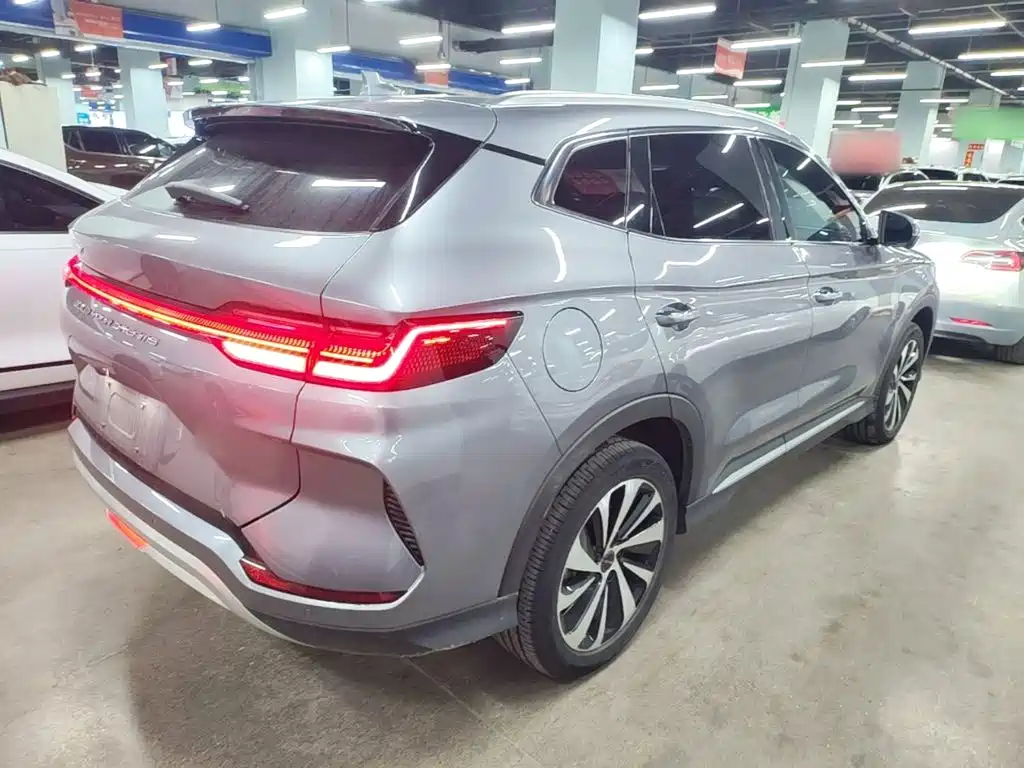 BYD PLUS New Energy — миниатюра 7