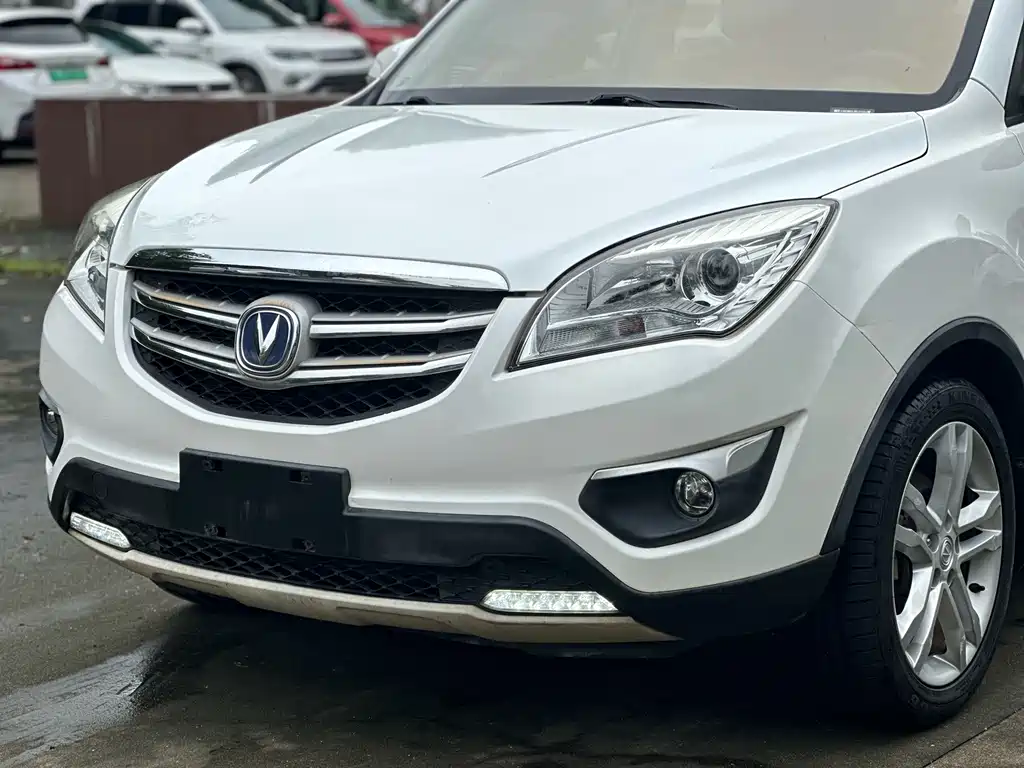 CHANGAN CS35