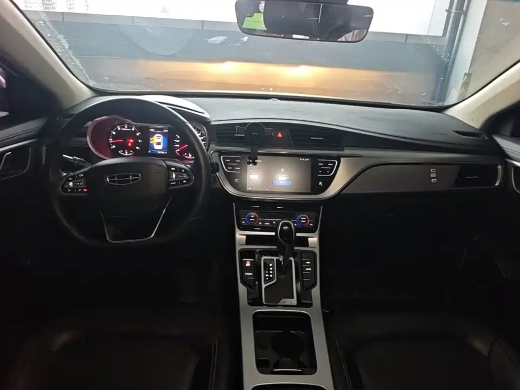 Geely Emgrand GL — миниатюра 5