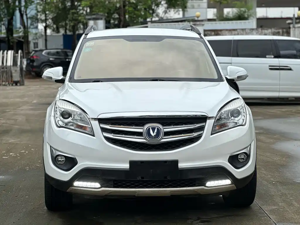 CHANGAN CS35