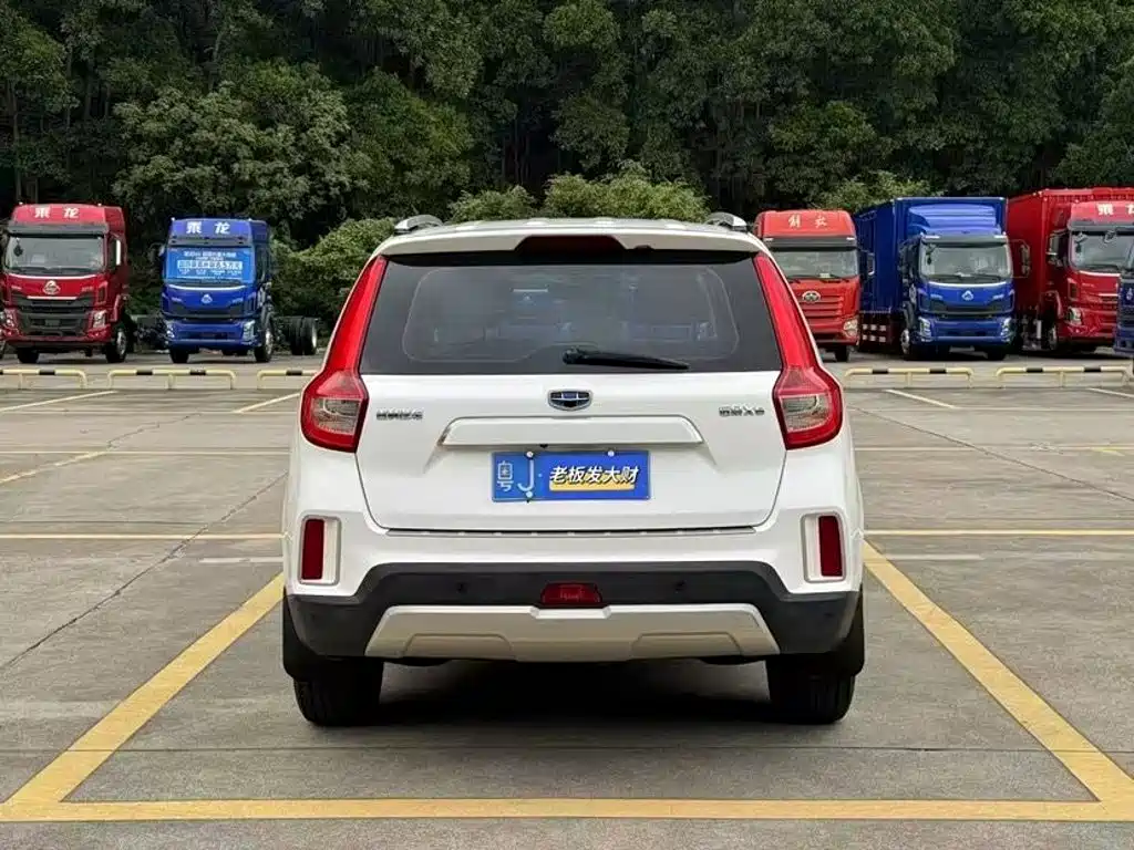 Geely Vision X6 — миниатюра 5