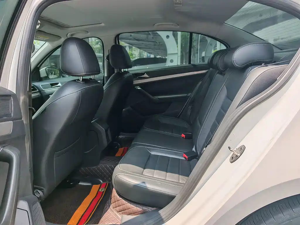 Volkswagen Lavida — миниатюра 7