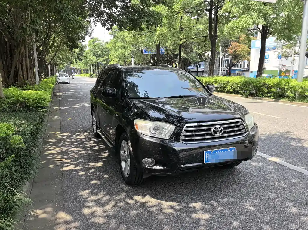 Toyota Highlander — миниатюра 4
