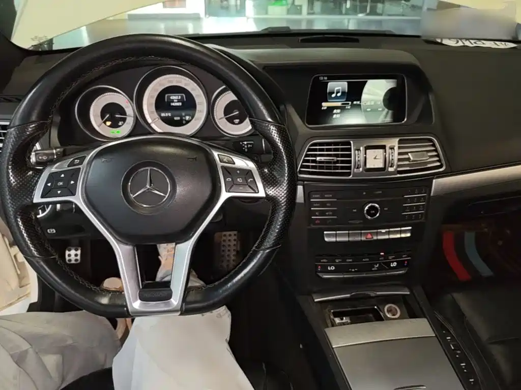 Mercedes-Benz E-Class (Import) — миниатюра 10