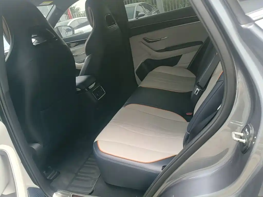 BYD PLUS New Energy — миниатюра 17