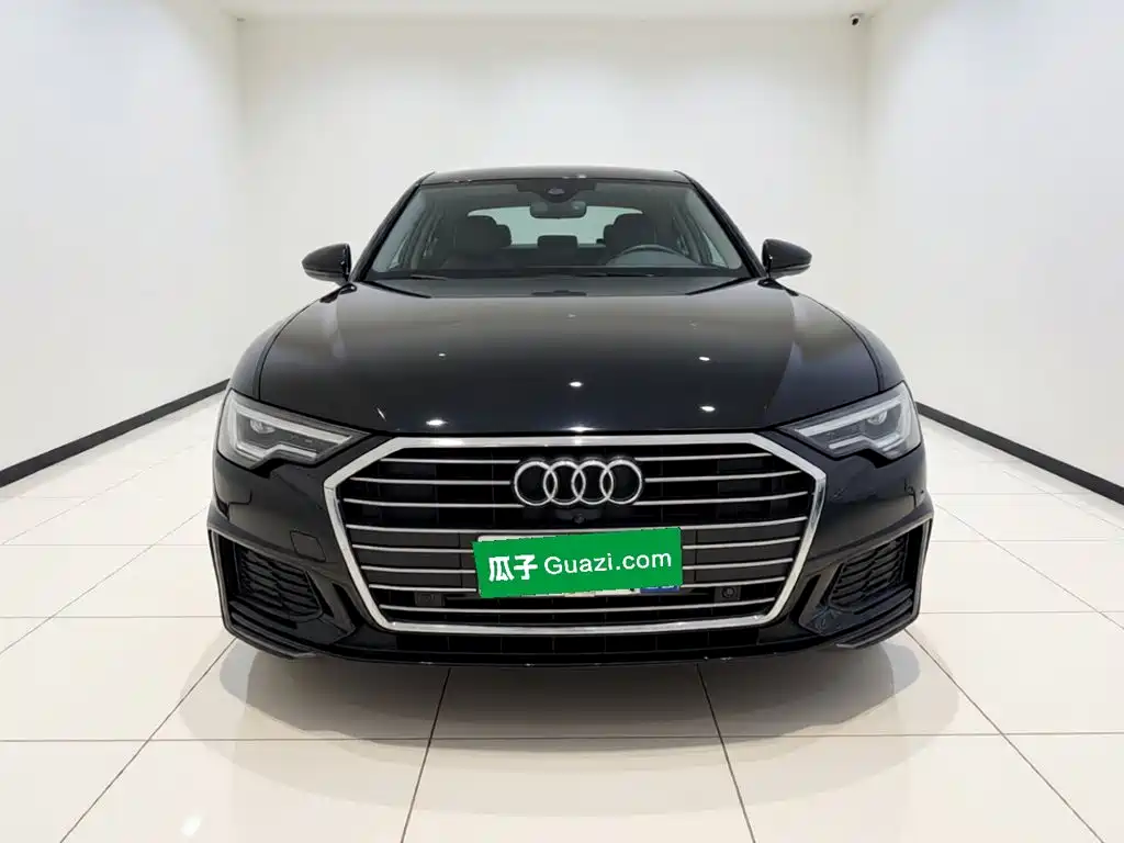 Audi A6L 2022 40 TFSI Luxury