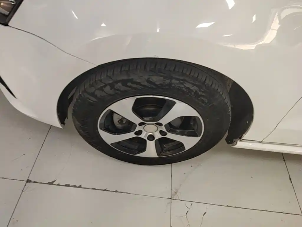 Volkswagen Polo — миниатюра 23