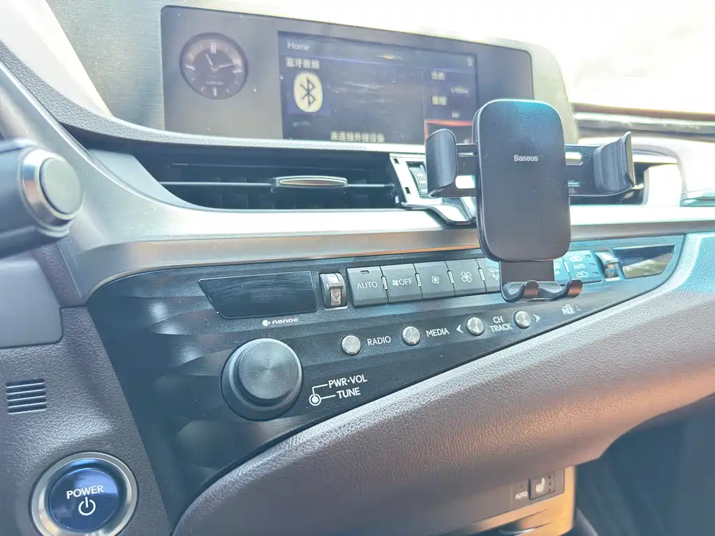 Lexus ES — фотографии объявления, Фото 29