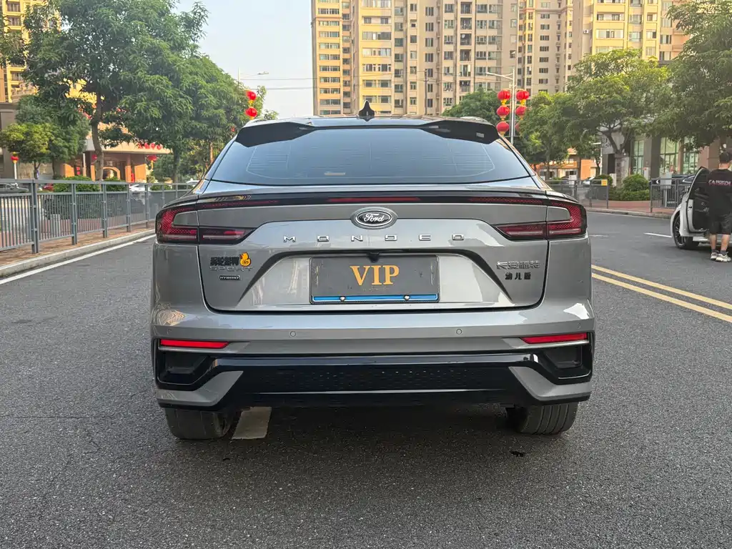 Ford Mondeo — миниатюра 5