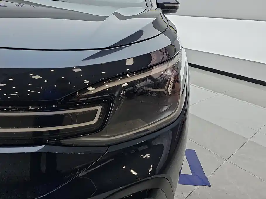 Volkswagen ID.6 Crozz — миниатюра 5