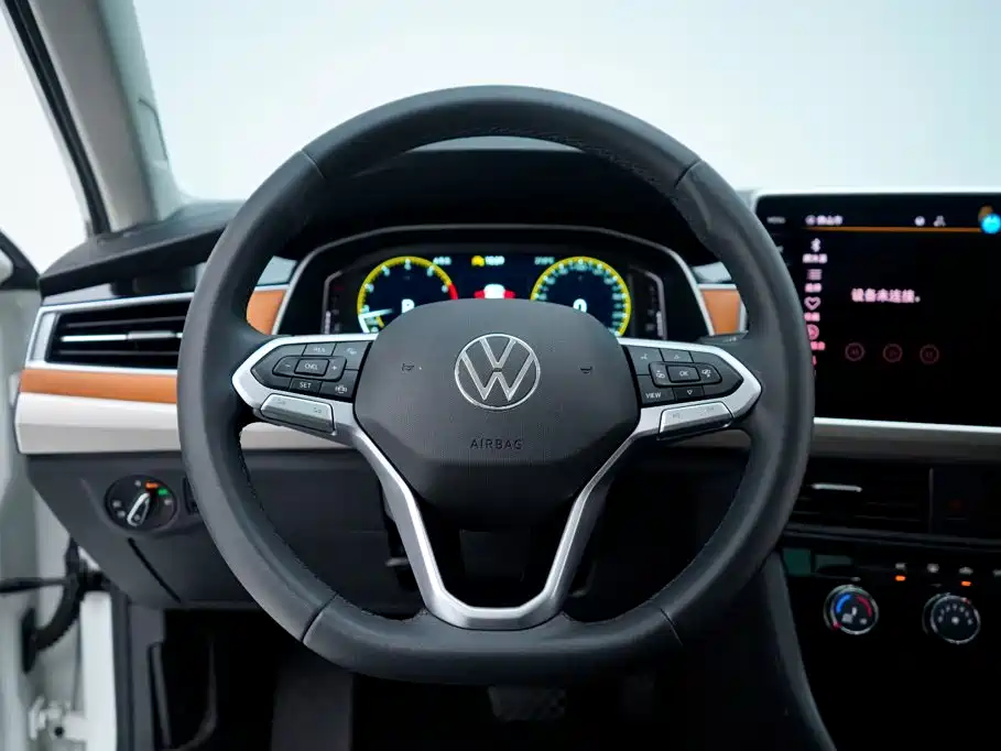 Volkswagen Bora 200TSI DSG Joy Travel PRO Edition, фото 15