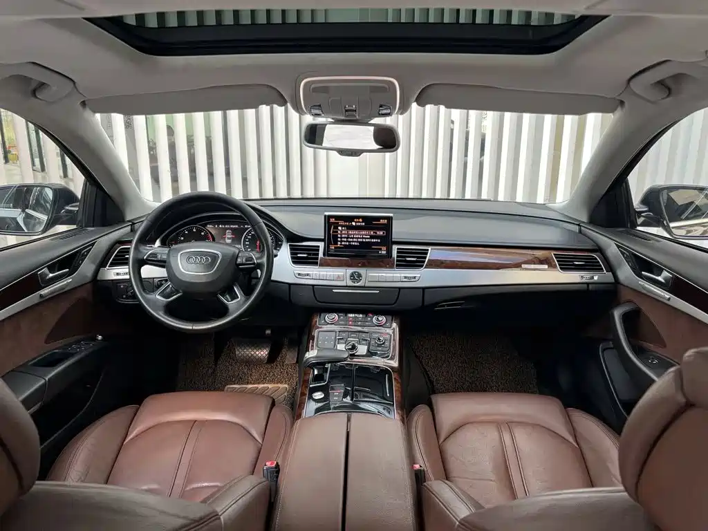 Audi A8 — миниатюра 9