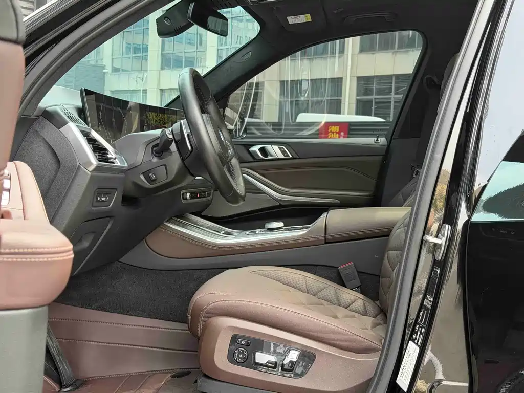 BMW X5 2023 xDrive 40Li M Sport