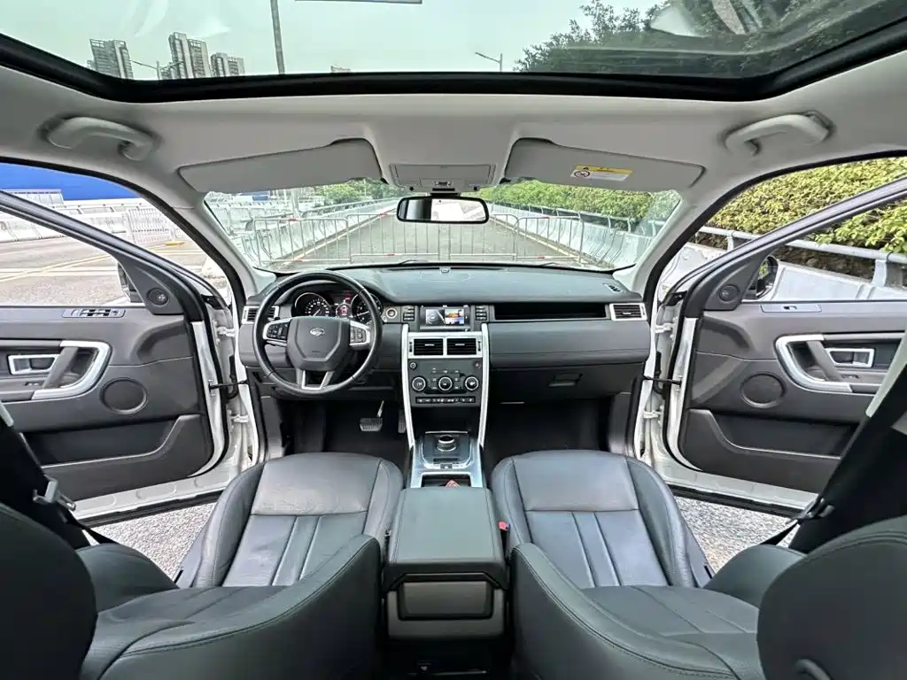 Land Rover Discovery Sport — миниатюра 13
